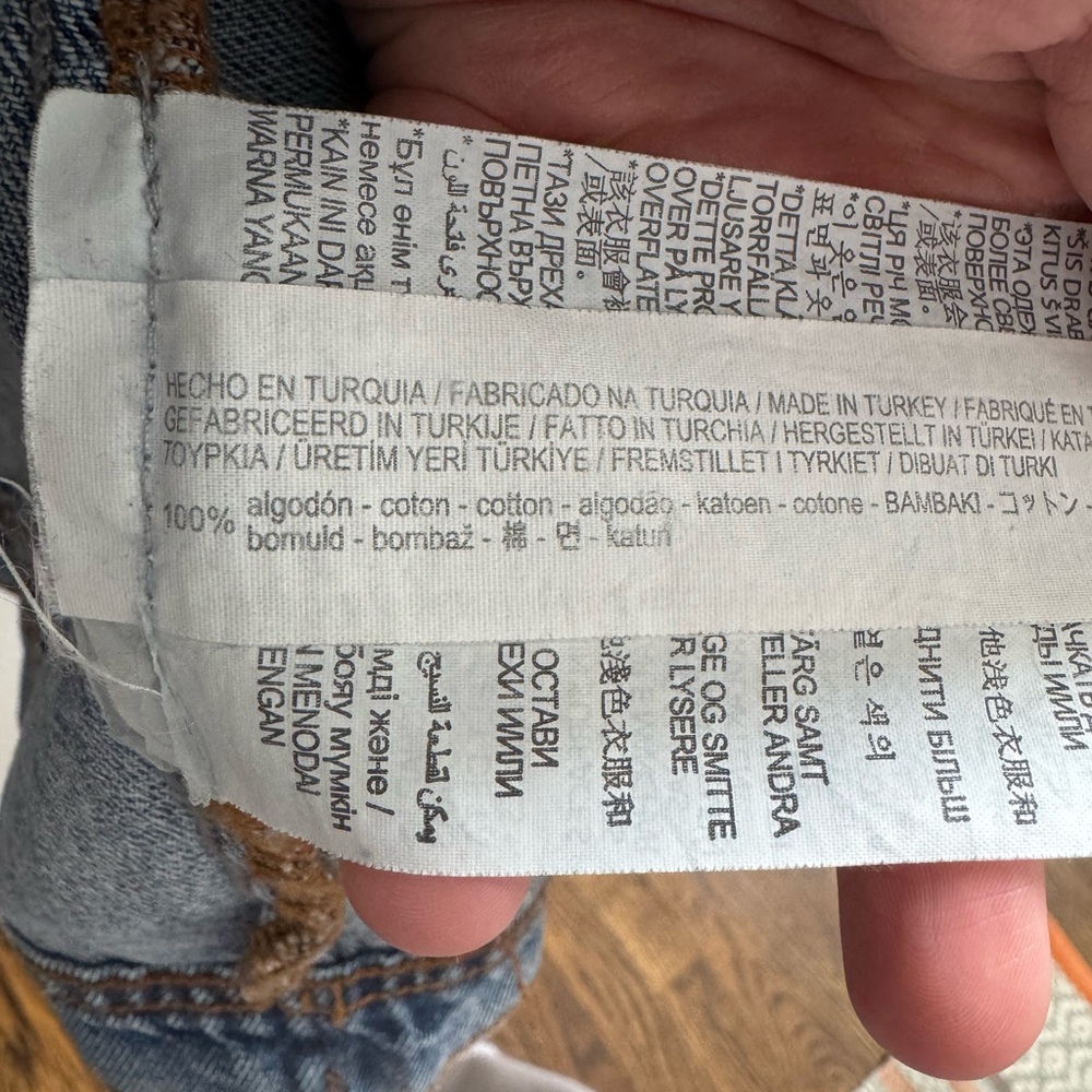 Stradivarius Distressed Denim Jacket in Blue, Size: S - Picture 4 of 4